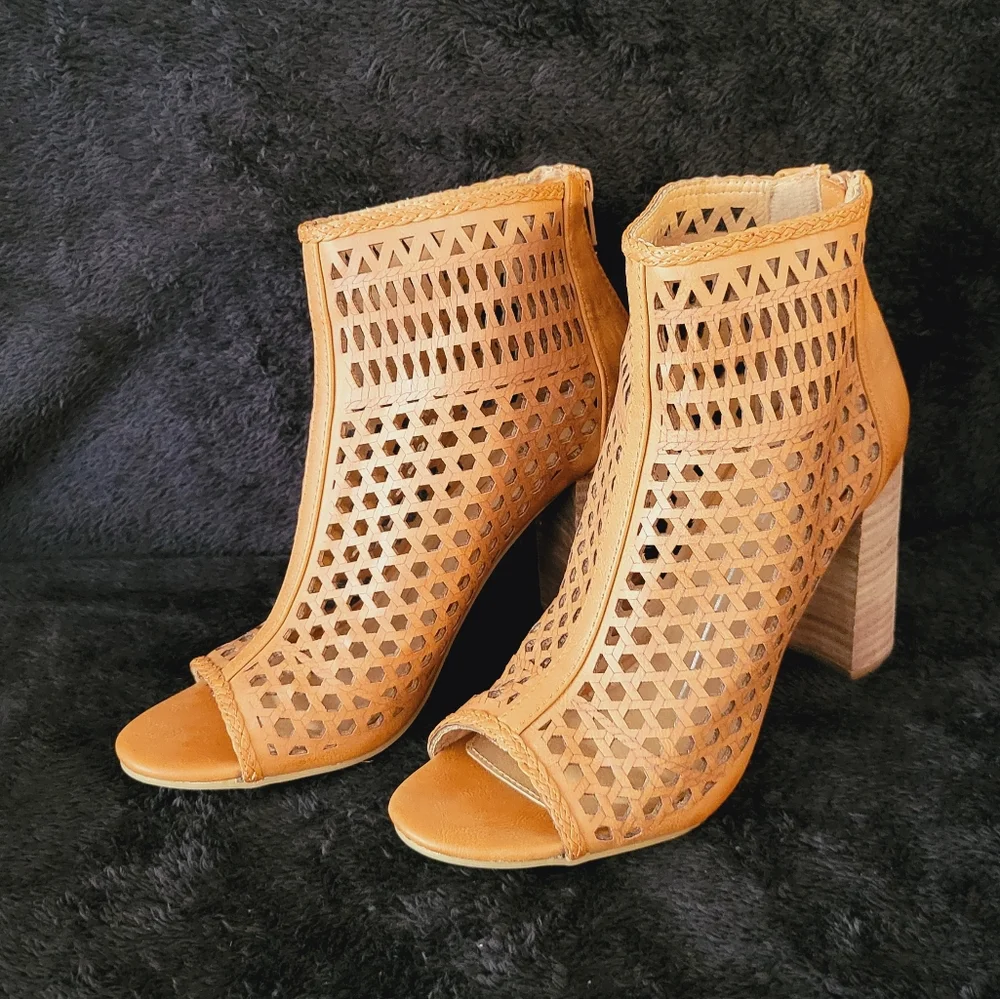 Booties - Picture 2 of 7